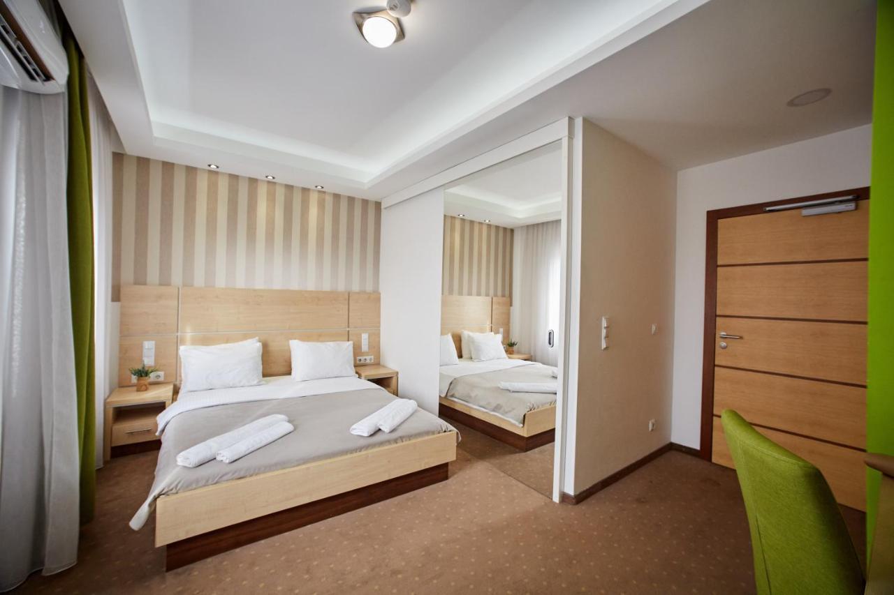 Laurus Motel Airport Tuzla Zivinice Экстерьер фото