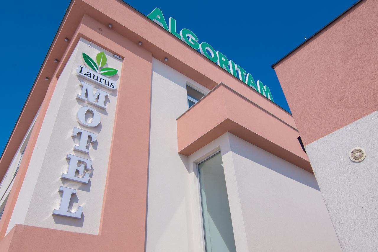 Laurus Motel Airport Tuzla Zivinice Экстерьер фото