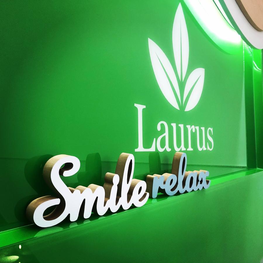 Laurus Motel Airport Tuzla Zivinice Экстерьер фото